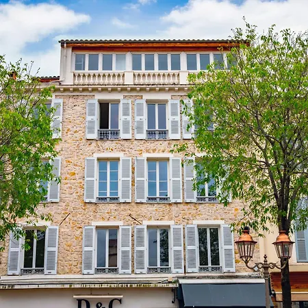 Appartement #201-heart Of Vieil - Place Nationale-high-end Newly Renovated & Furnished Antibes